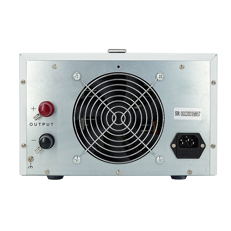 Alimentatore lineare da tavolo - Linear Dc Power Supply Triple Output recensione e prezzo